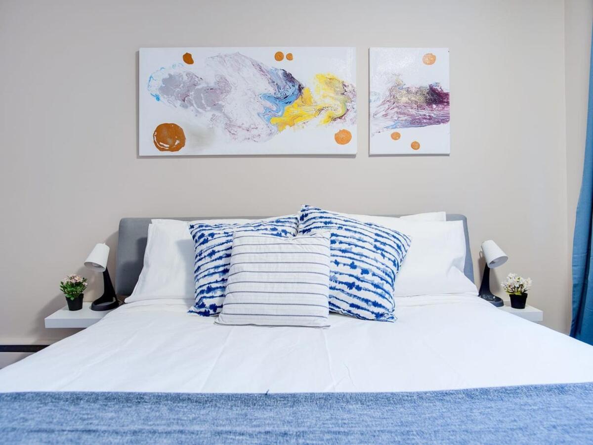 Gorgeous 2Br Condo W Parking Patio Coffee! YYC Eksteriør billede