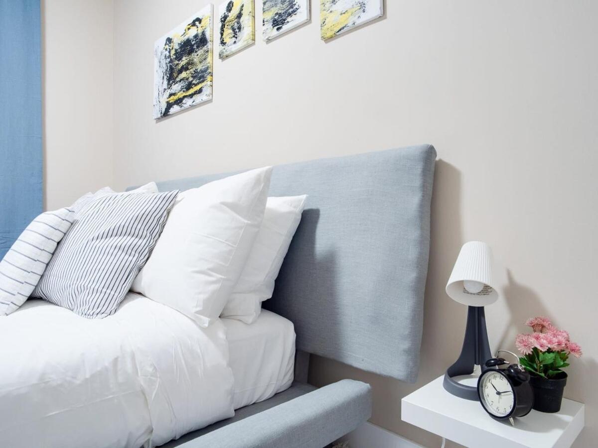 Gorgeous 2Br Condo W Parking Patio Coffee! YYC Eksteriør billede